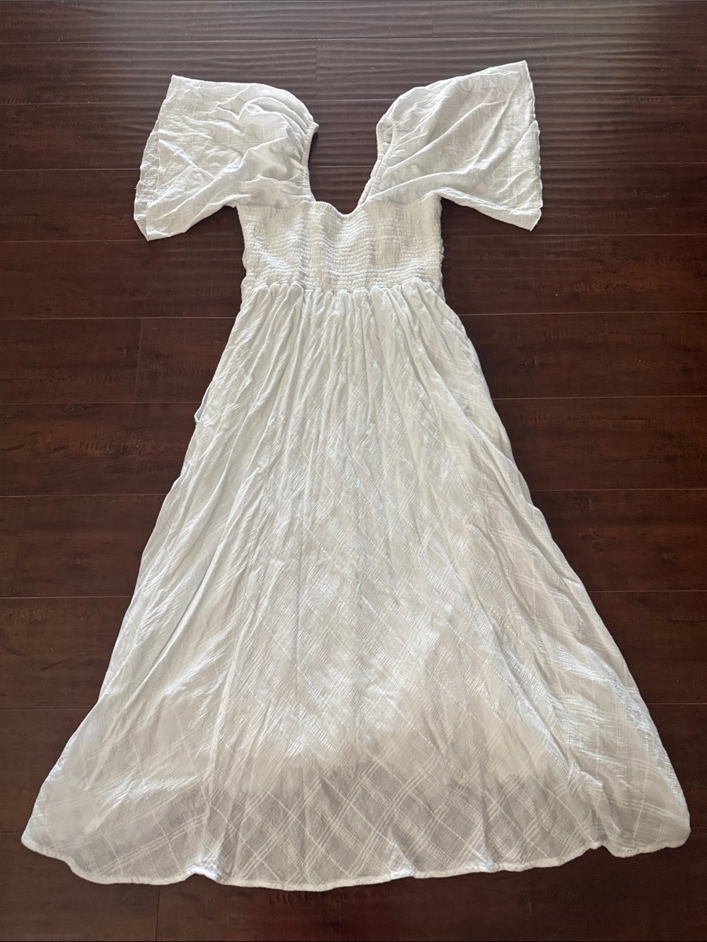 Free People Hard To Resist White Ruched Bodice Midi Dress w/Flutter Sleeves Sz M - Picture 8 of 12